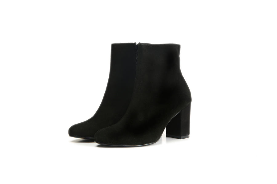 Block Heel Boots (Black)
